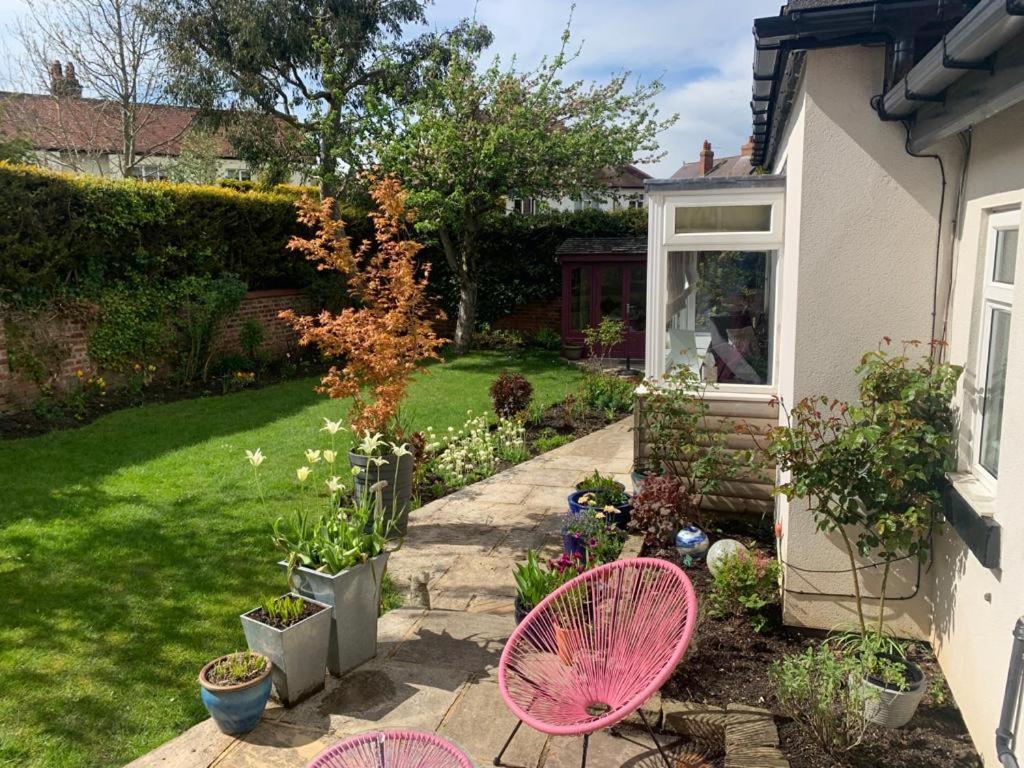 The Garden Suite Harrogate Buitenkant foto